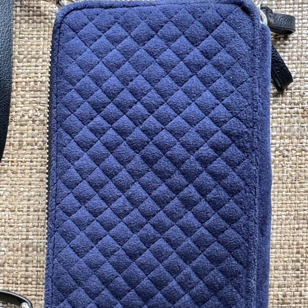 Vera Bradley Navy Quilted Crossbody Bag - Picture 4 of 16